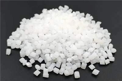Pri príprave termoplastických uhlíkových vlákien priemysel bežne používa tiet...