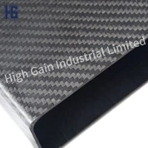 Trubica trojuholníkových uhlíkových vlákien